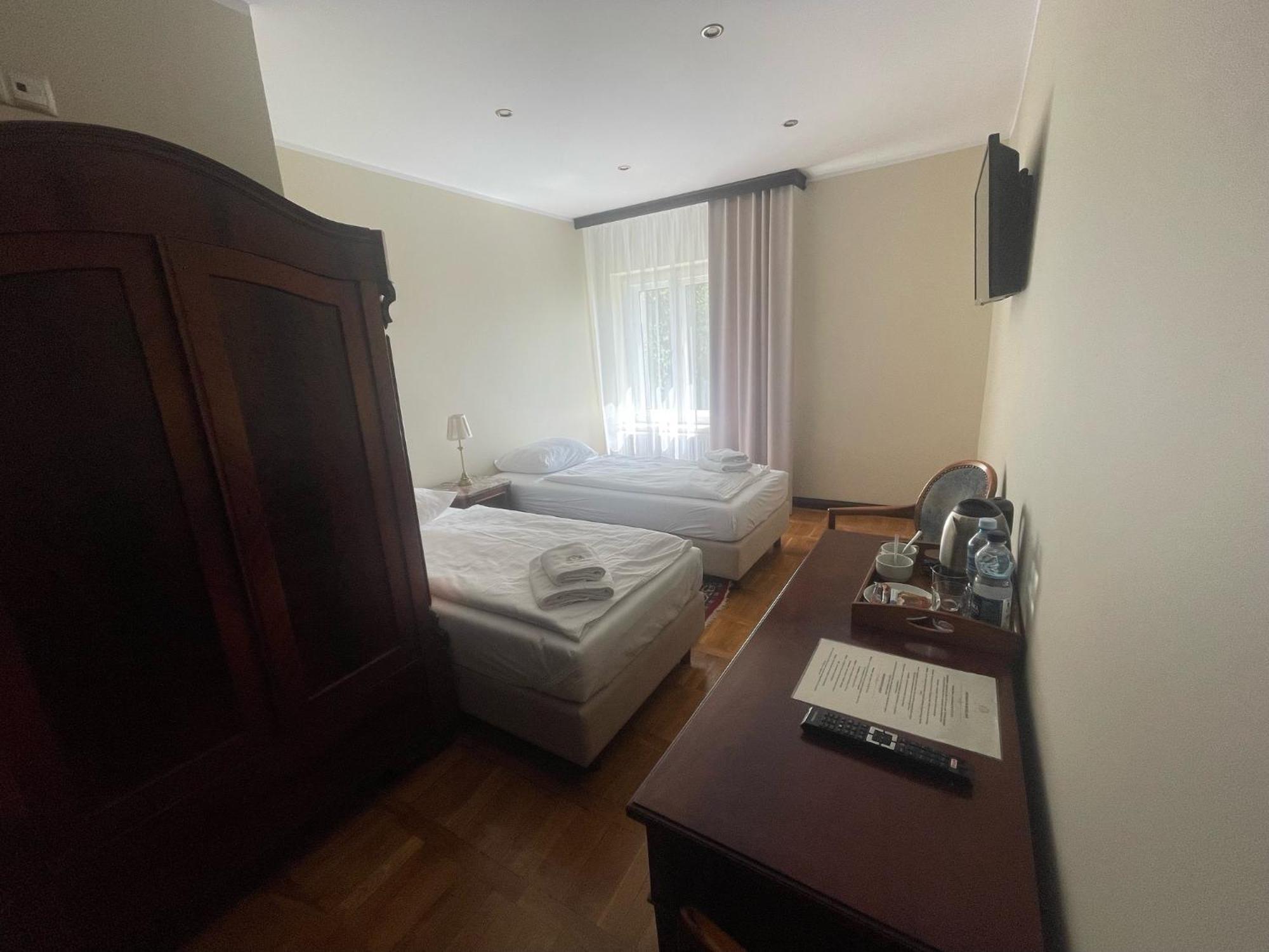 Palac Klanino Buitenkant foto